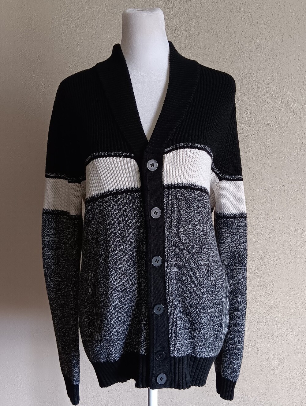 Black White Gray Button Up Knit Cardigan Small, Reaction Kenneth Cole, Fall